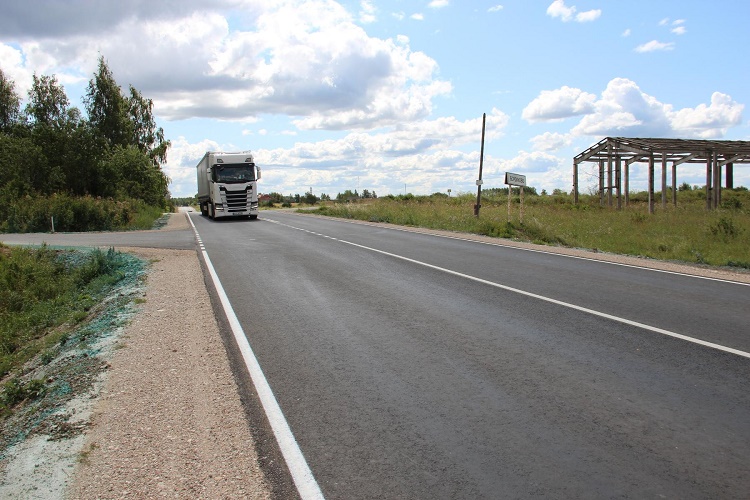 В России продолжается ремонт дорог, ведущих к важным социальным объектам