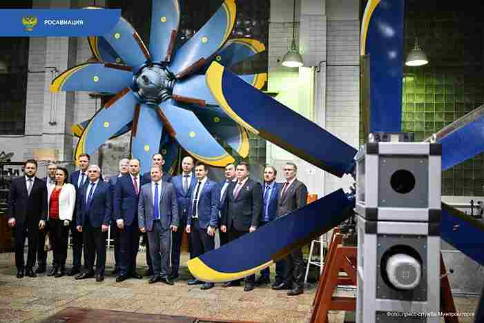 Воздушный винт для самолета Ил-114-300