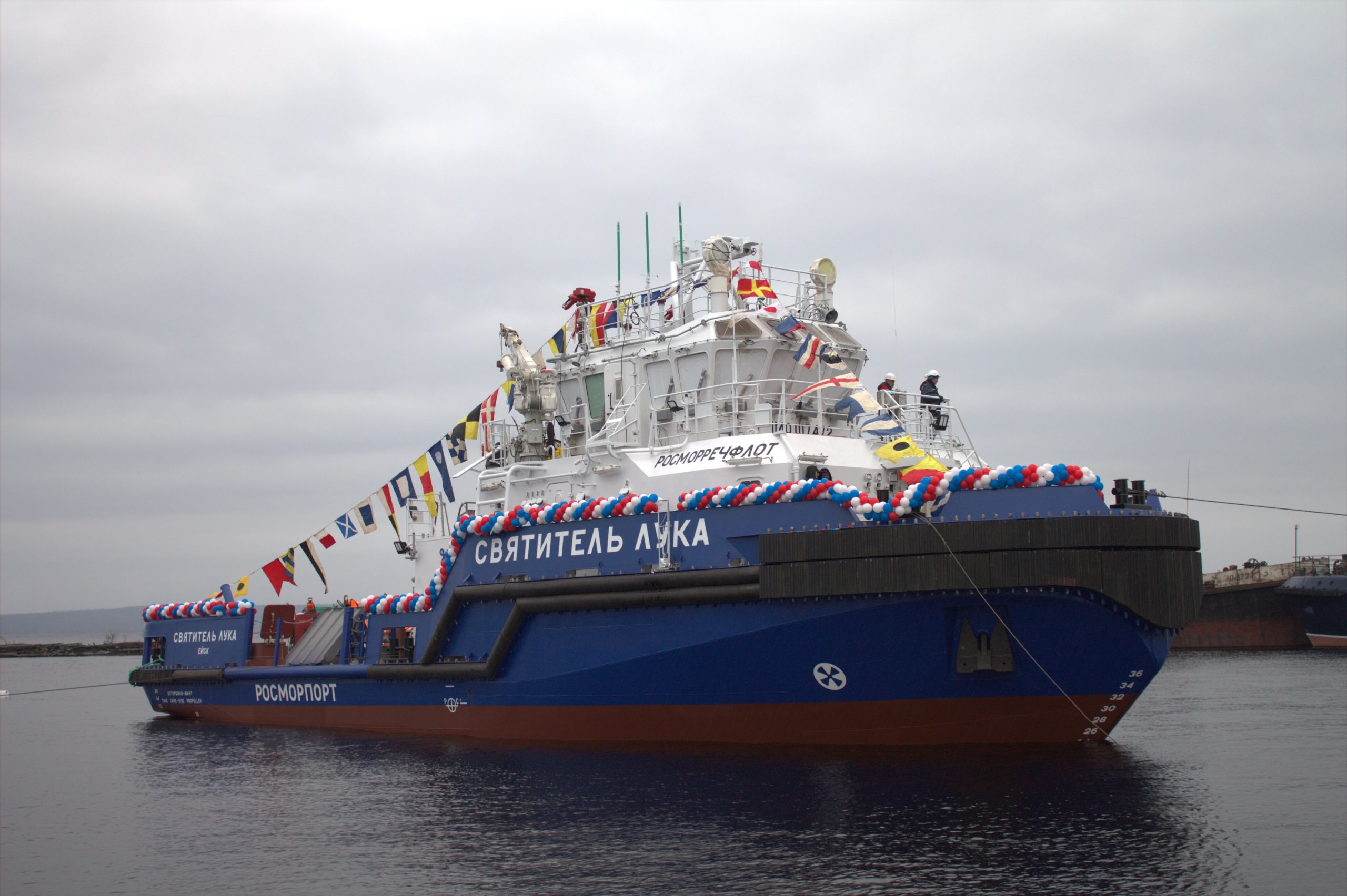 Новый буксир ледового класса для Росморпорта спустили на воду на ОССЗ